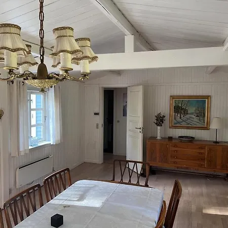Beautiful In With 4 Bedrooms, Sauna And Wifi *